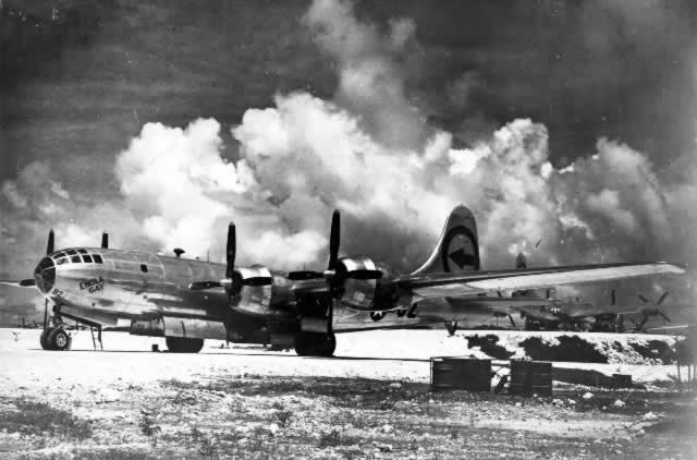 Boeing B-29 Superfortress "Enola Gay"