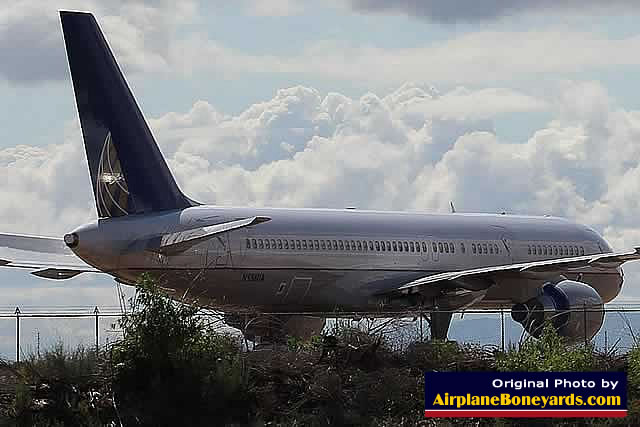 Boeing 757-200, registration N523UA, in Continental Airlines livery at the Phoenix Goodyear Airport
