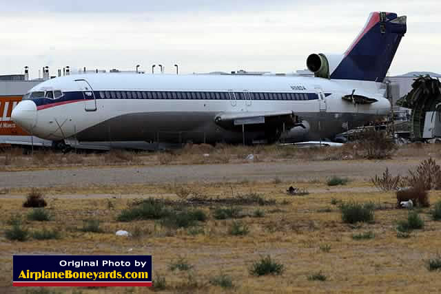 Ex-Delta Airlines Boeing 727 N518DA at a scrapping yard near the Southern California Logistics Airport